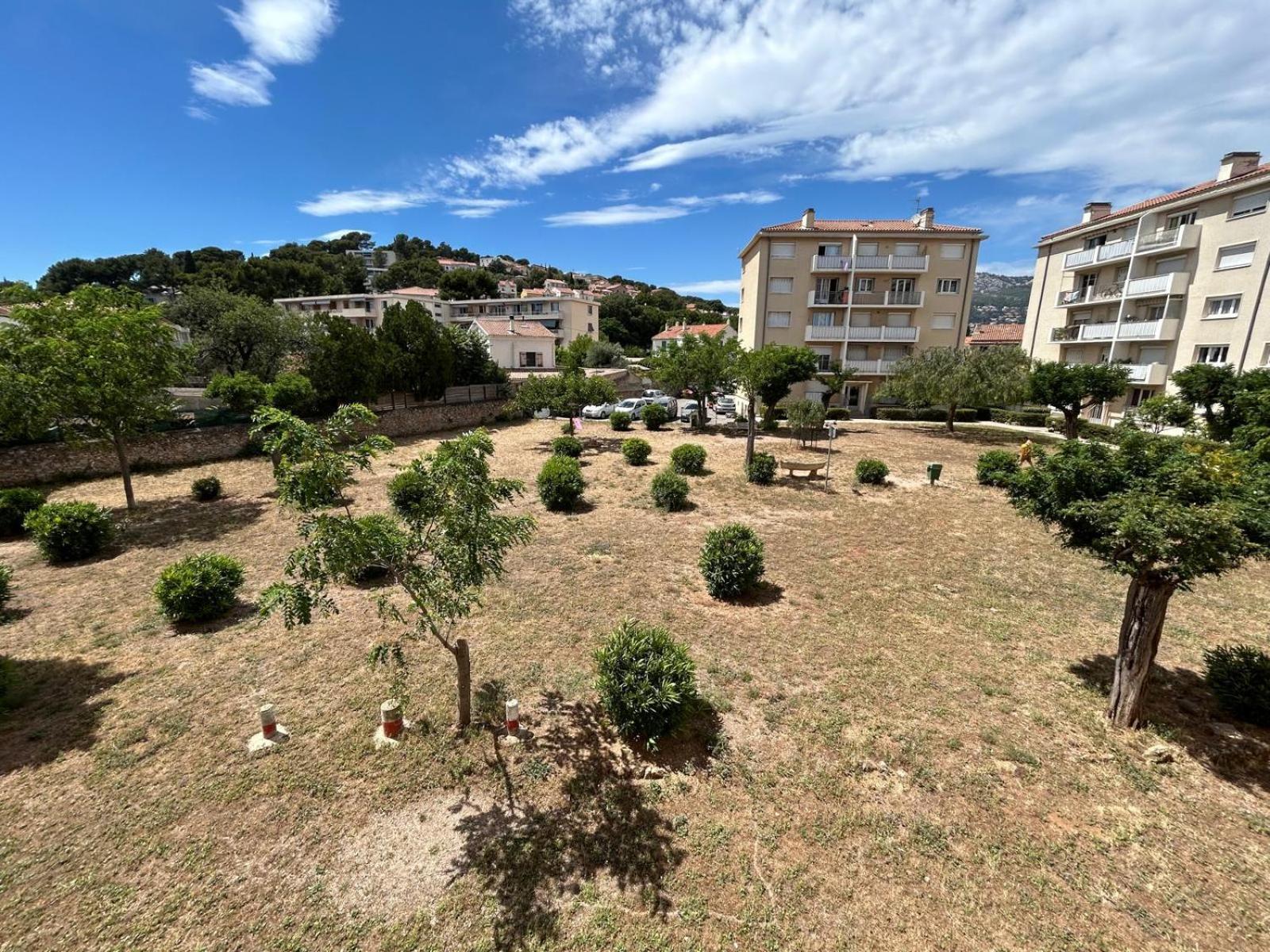 T4 Lumineux Et Spacieux, Parking Et Parc Prive Τουλόν Εξωτερικό φωτογραφία